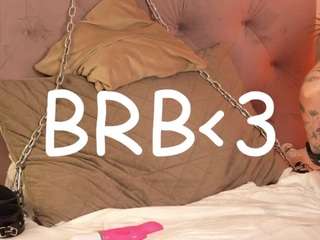 Julcy-Peach live webcam show