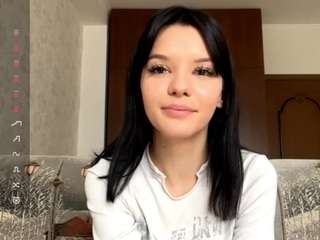 Live webcam model kandisradatz on Soda Cams