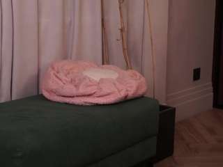 lauritrucchio live webcam show