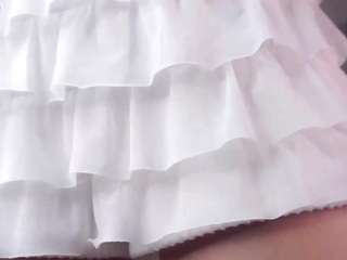 LauriTrucchio live cam preview