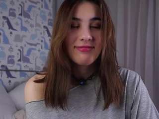 LauriTrucchio live cam preview
