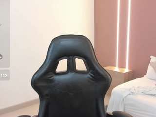 mia-slora live cam preview