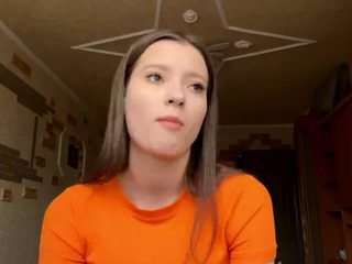 Live webcam model roselleavary on Soda Cams