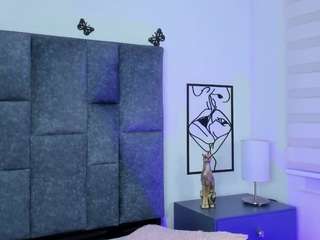 le modèle violettaficher est en webcam porno dans un show sur le site camsoda, il possède les tags suivants: ahegao,squirter,anal,lovense,lush,sex toys,sexy,shaved pussy,skinny,strip,fetish,striptease,tattoos,teen 18,thin,toys,twerk,young adult,fingers,lingerie