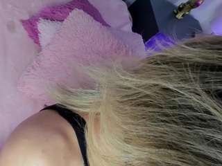 Live webcam model violettaficher on Soda Cams