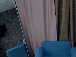 Live webcam model andraiino on Soda Cams