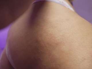 charlotteeee1 Live Webcam on CamSoda