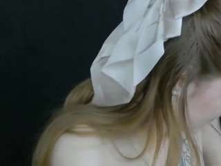 evelisse's CamSoda show and profile