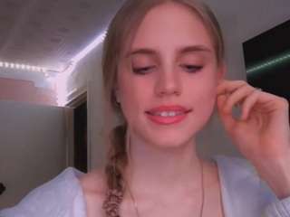 Live webcam model ieshaashaf on Soda Cams