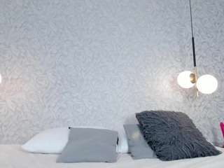 Live webcam model oribel-angels on Soda Cams