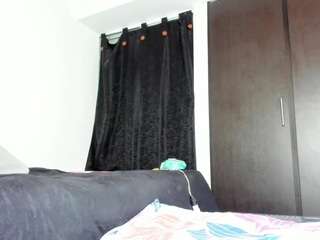 Alexaa Blumm live cam preview