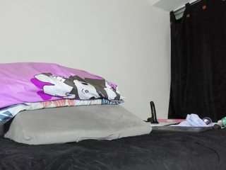 alexaablumm's live room