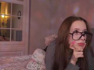 aliselle's CamSoda show and profile