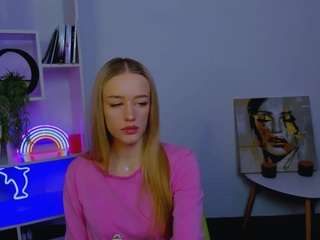 Live webcam model amelia-lovely1 on Soda Cams