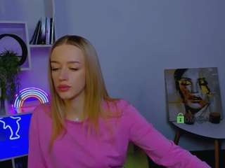 Live webcam model amelia-lovely1 on Soda Cams