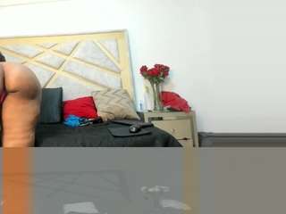 Jade-Roxx live cam preview