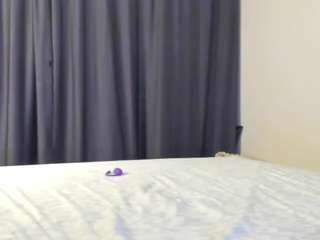 lesyalis live cam profile