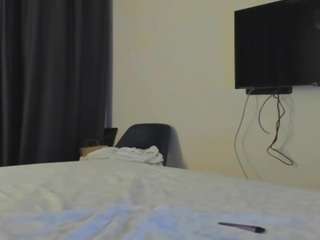 lesyalis's CamSoda show and profile