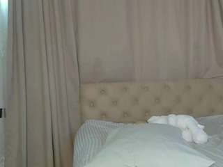 lesyalis live profile
