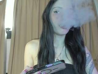 Lesyalis live webcam show