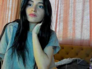 Lesyalis live cam preview