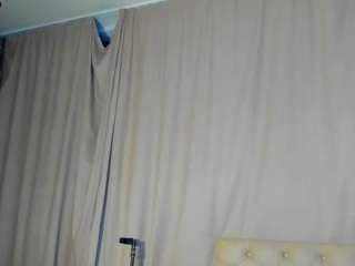 Lesyalis live cam preview