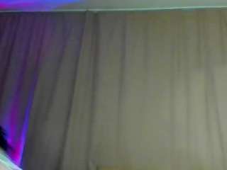 Lesyalis live cam preview