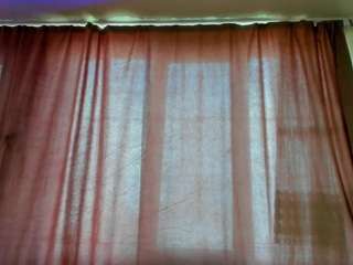 Lesyalis live cam preview