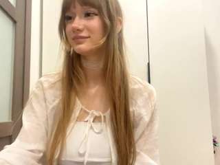 Live webcam model letafanner on Soda Cams