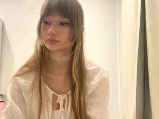 Live webcam model letafanner on Soda Cams