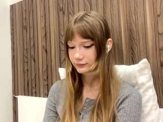 Live webcam model letafanner on Soda Cams