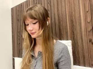 Live webcam model letafanner on Soda Cams