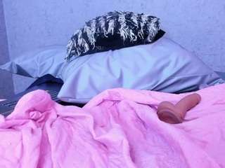 lil-miia live cam profile