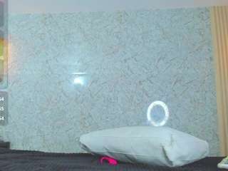 Linda-Cooper live webcam show