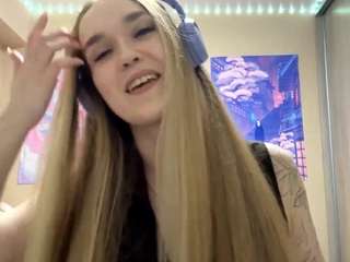 Live webcam model loviemacon on Soda Cams