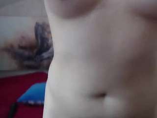 Live webcam model luxurious88 on Soda Cams