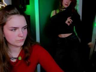 Live webcam model mary-skiny on Soda Cams