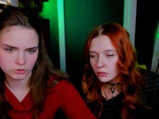 Live webcam model mary-skiny on Soda Cams