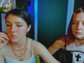 mary-skiny Live Webcam on CamSoda