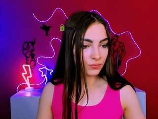 mary-skiny