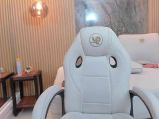 mary-spencer Live Webcam on CamSoda