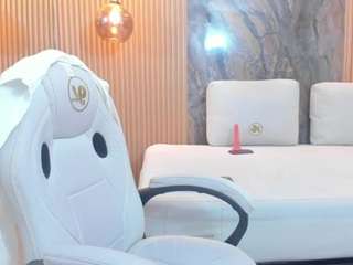 mary-spencer Live Webcam on CamSoda