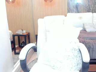 mary-spencer's live room