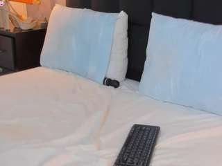 natalie-esmith Live Webcam on CamSoda