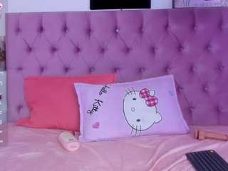 natasha-wishx webcam