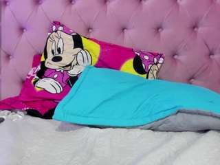 Natasha-wishx live webcam show