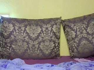 Live webcam model naughtygirllucy on Soda Cams