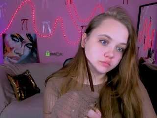 Live webcam model sara-muse1 on Soda Cams