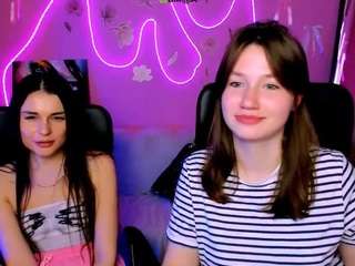 sara-muse1 webcam model