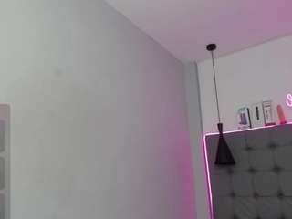 scarletcherry18